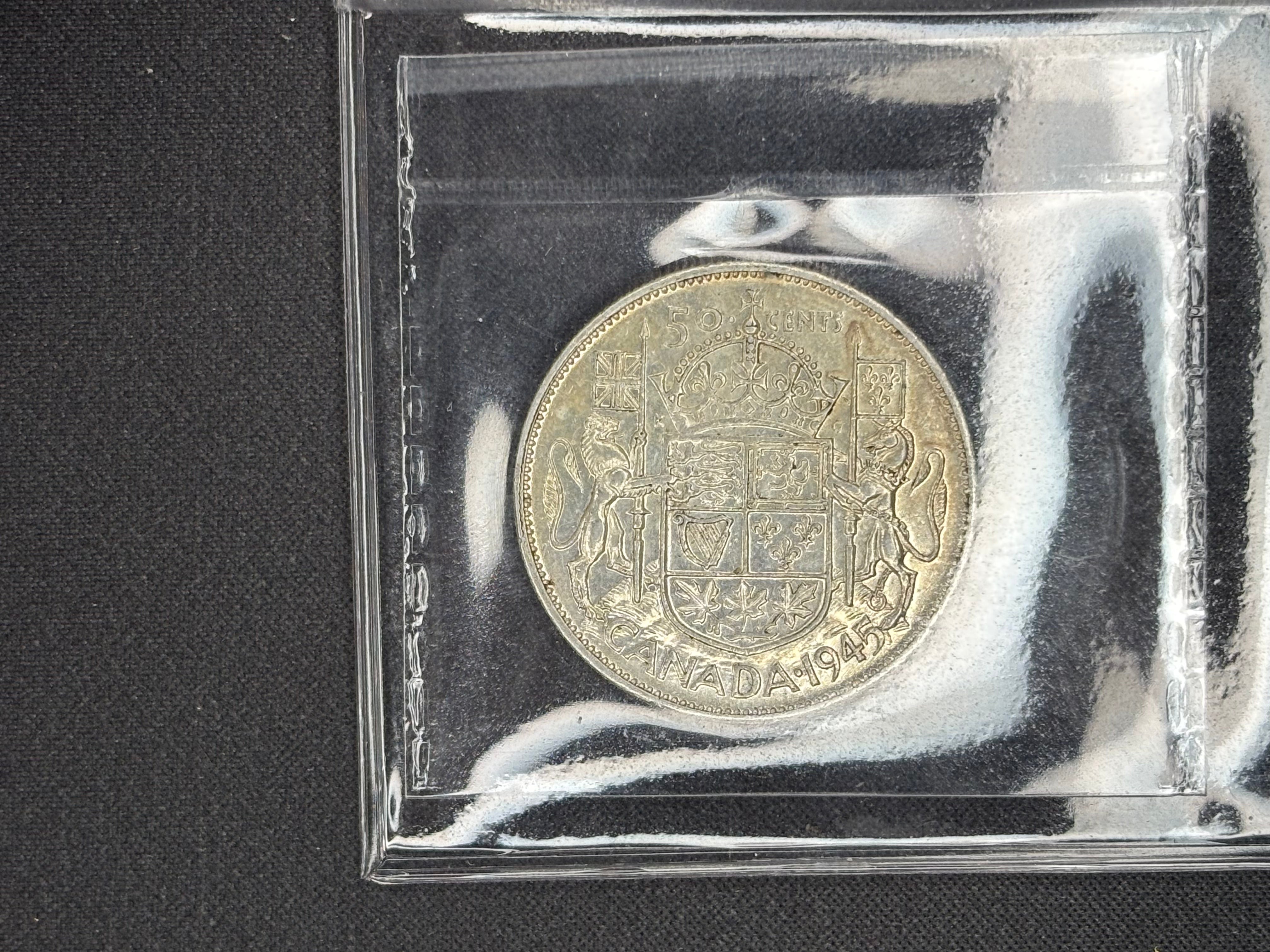 Canadian Silver Coin - 50 cents - 1945 EF40 ICCS