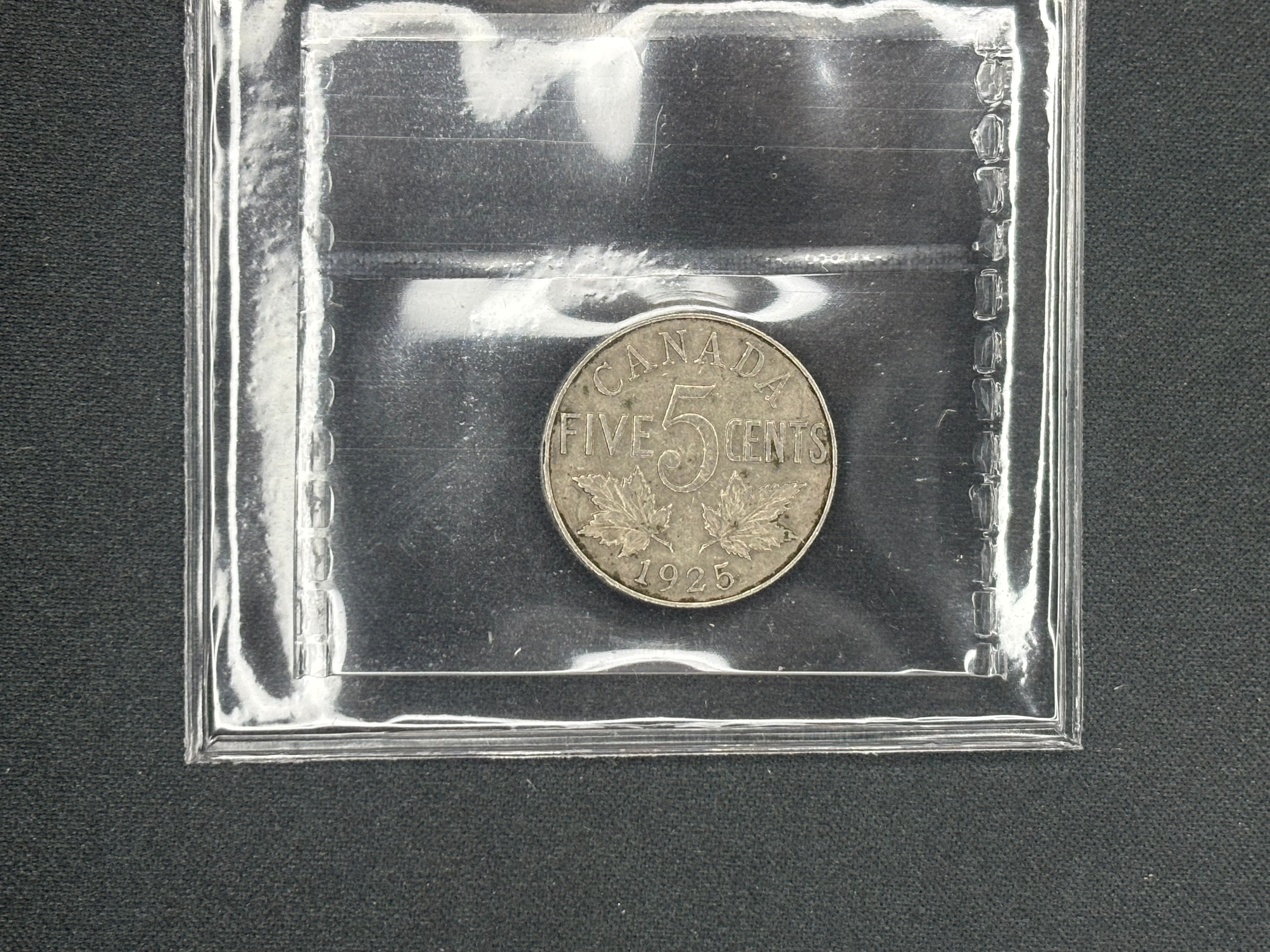 Canadian Nickel Coin - 5 cents - 1925 - EF40 ICCS