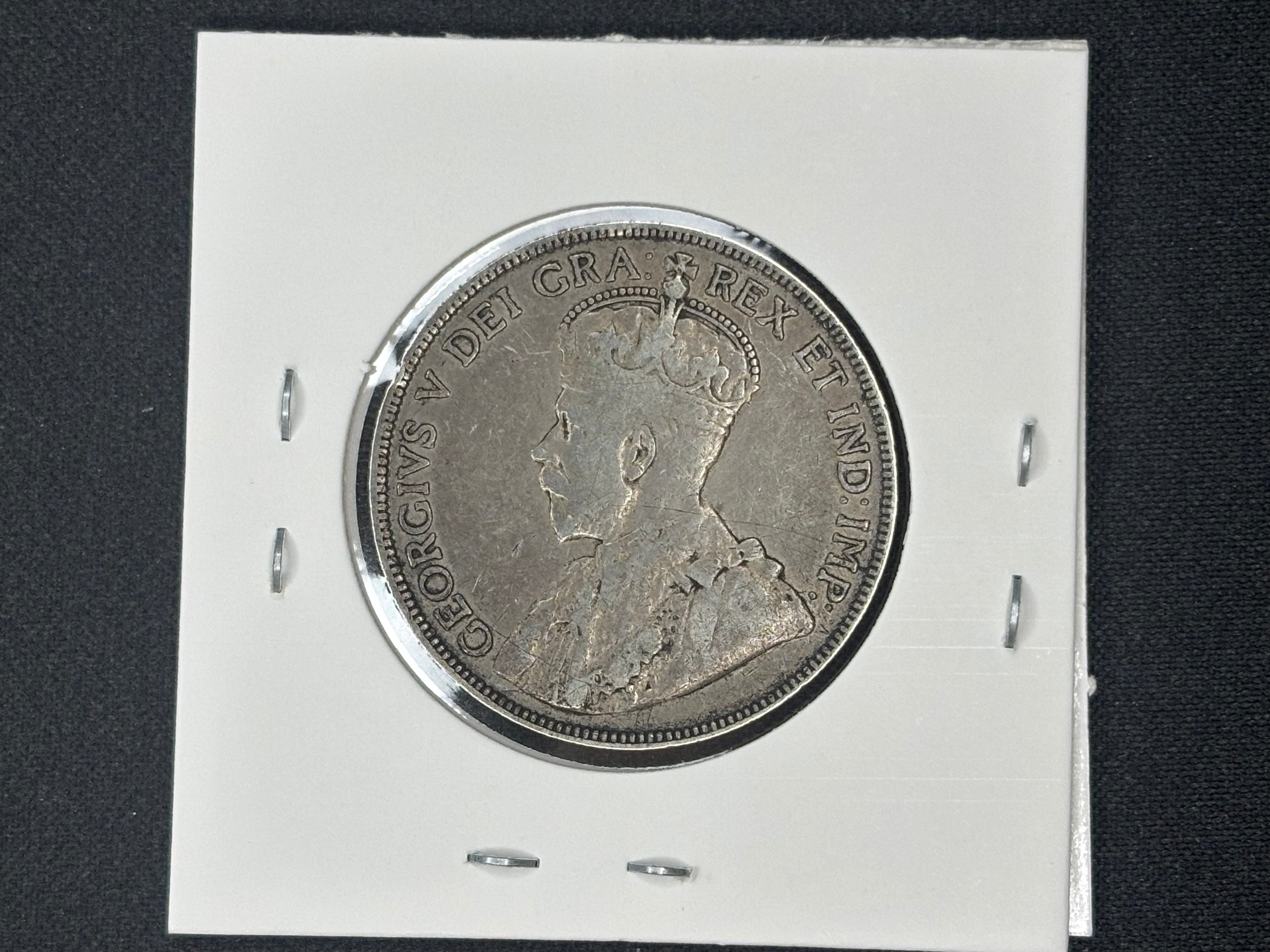 Canadian Silver Coin - 50 cents - 1916 Raw