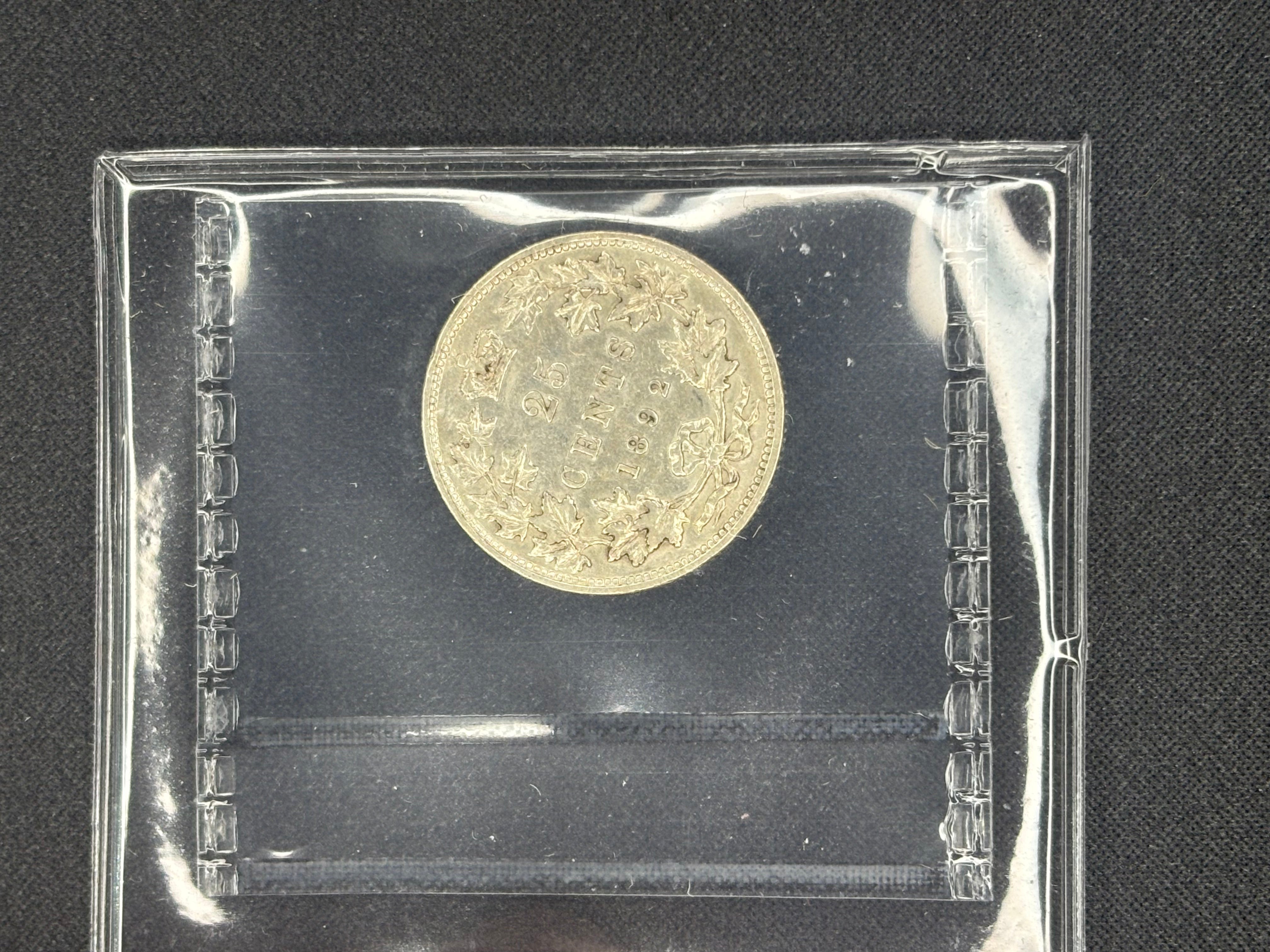 Canadian Silver Coin - 25 cents - 1892 VF30 ICCS