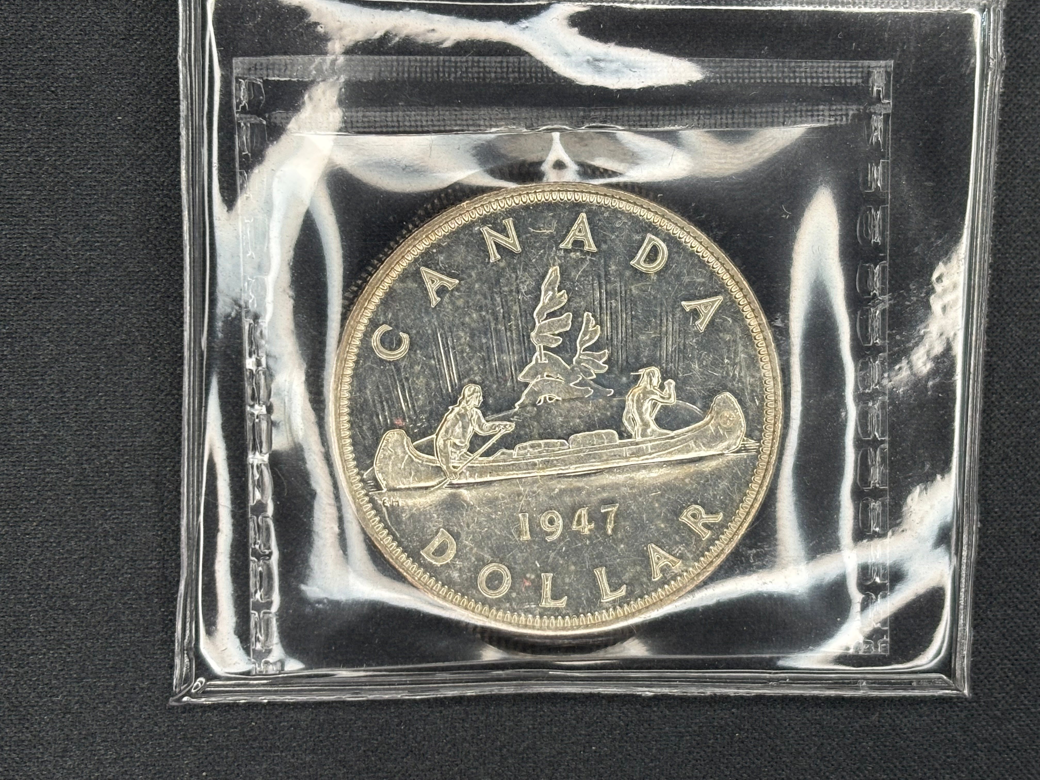 Canadian Silver Coin - Dollar - 1947 P7 Dot - AU55 ICCS