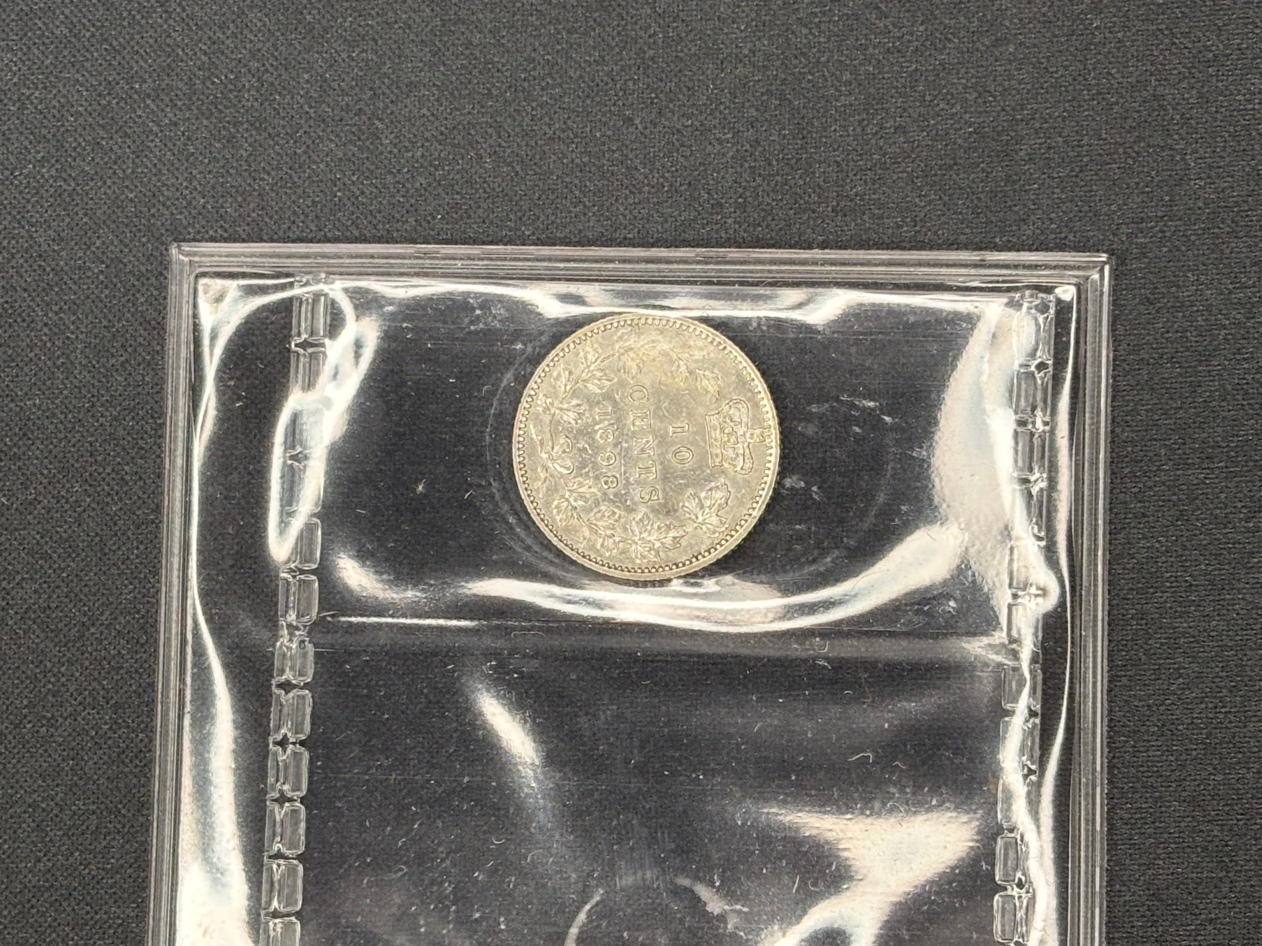 Canadian Silver Coin - 10 cents - 1898 Obv. 6 EF40 ICCS