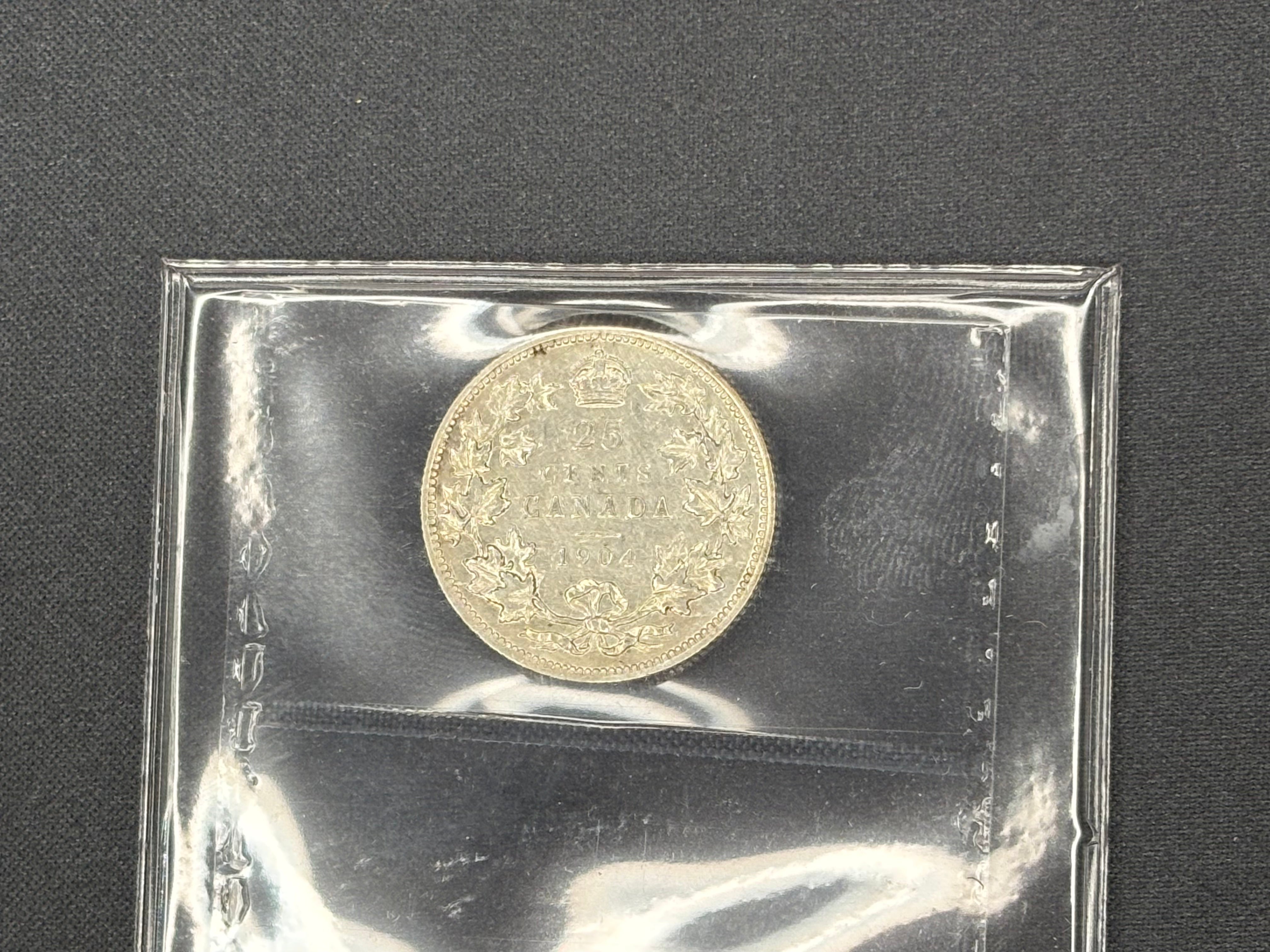 Canadian Silver Coin - 25 cents - 1904 EF40 ICCS