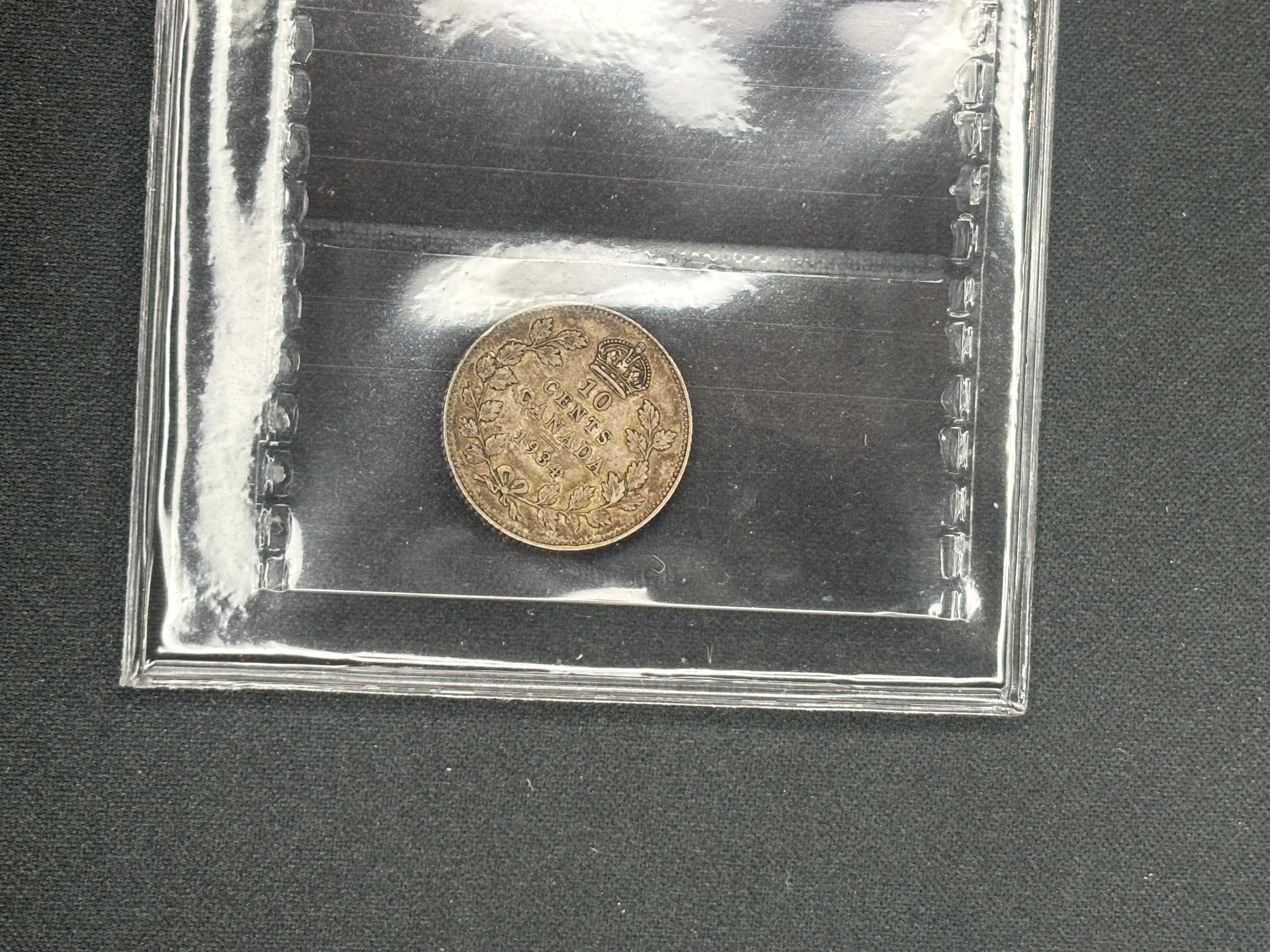 Canadian Silver Coin - 10 cents - 1934 -  EF40 ICCS