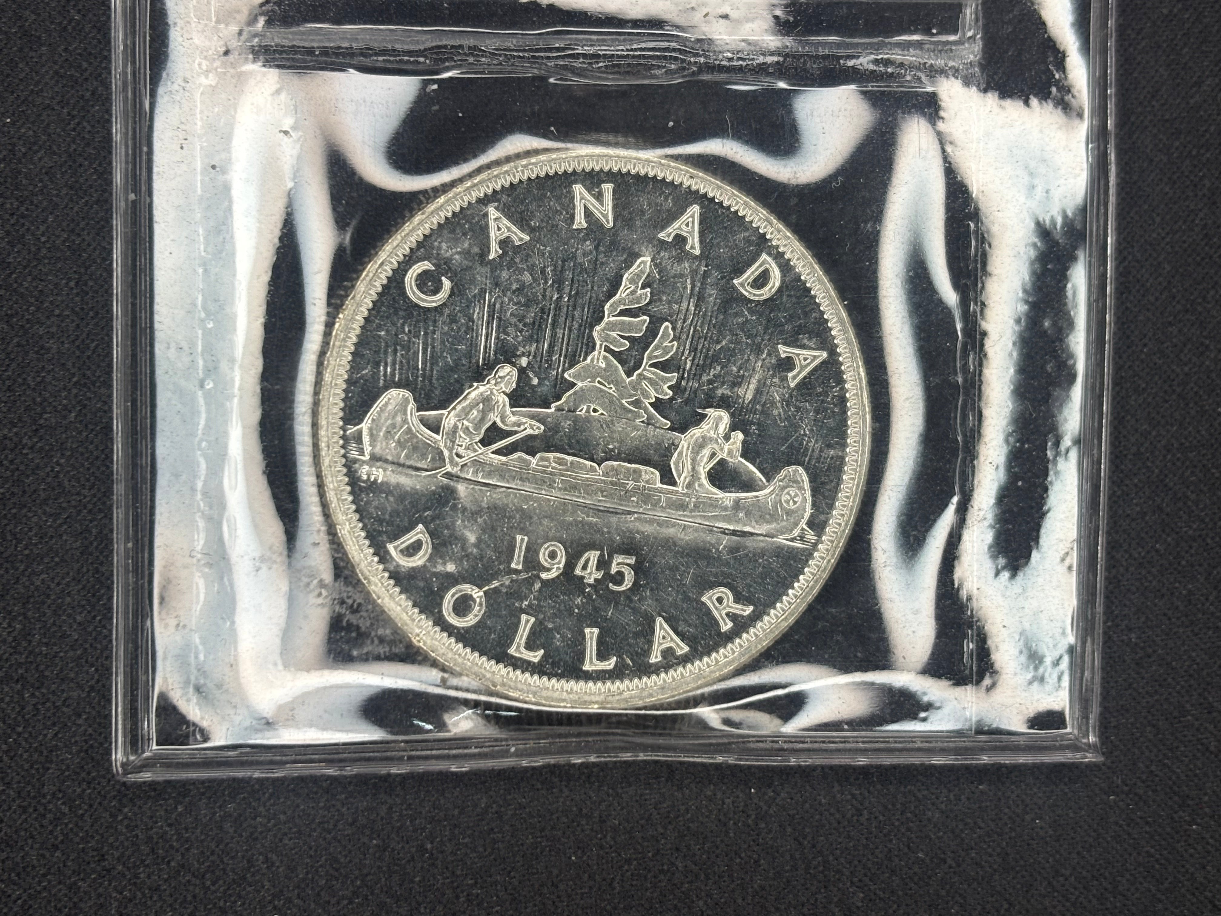 Canadian Silver Coin - Dollar - 1945 - MS62 ICCS