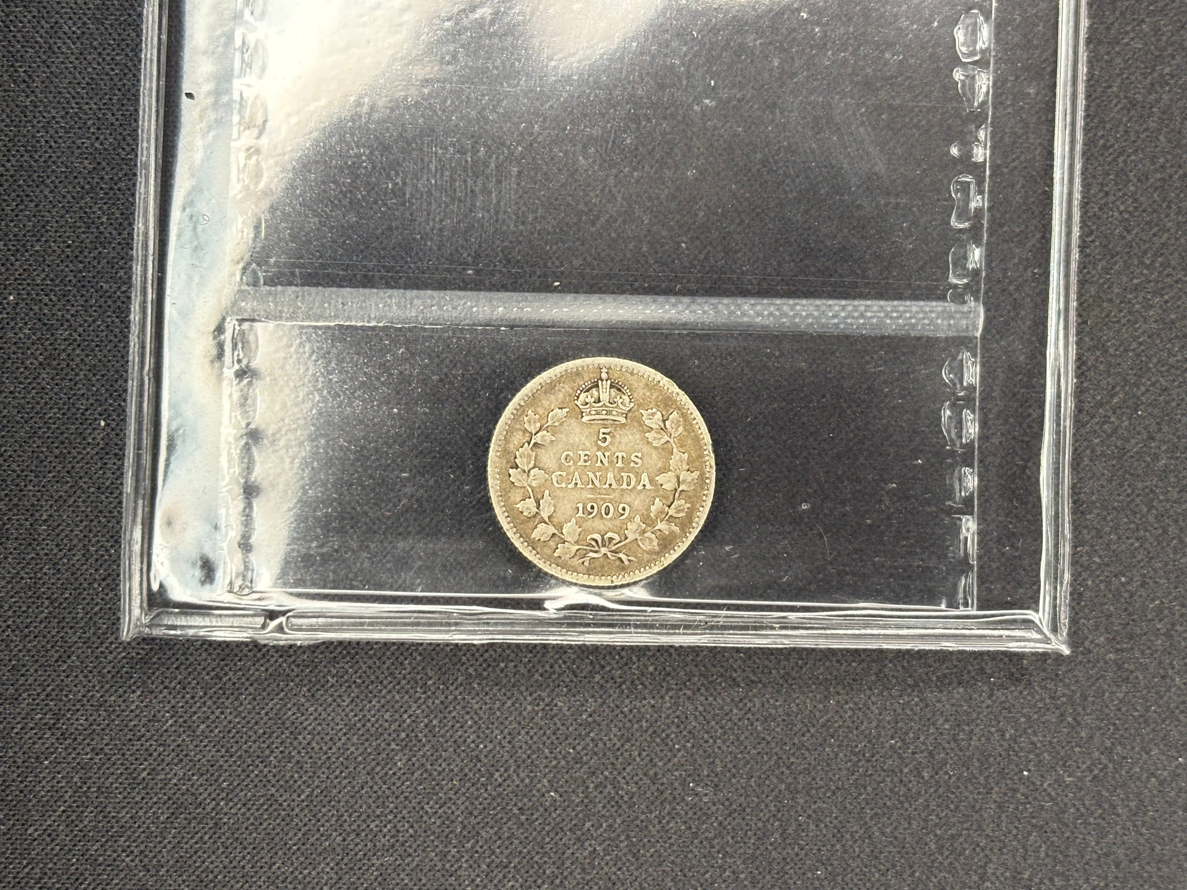Canadian Silver Coin - 5 cents - 1909 RL Cross/Bow Tie - VF20 ICCS